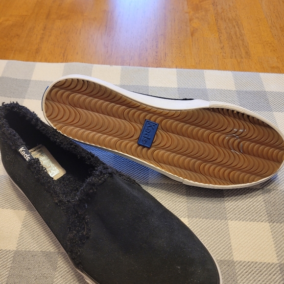 Ked's Slip on shoes size 6.5 - Picture 3 of 3